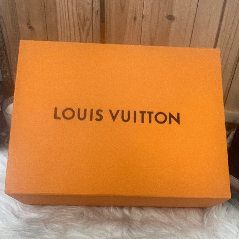 💜Louis Vuitton Vibrant Orange Packaging-Box Only